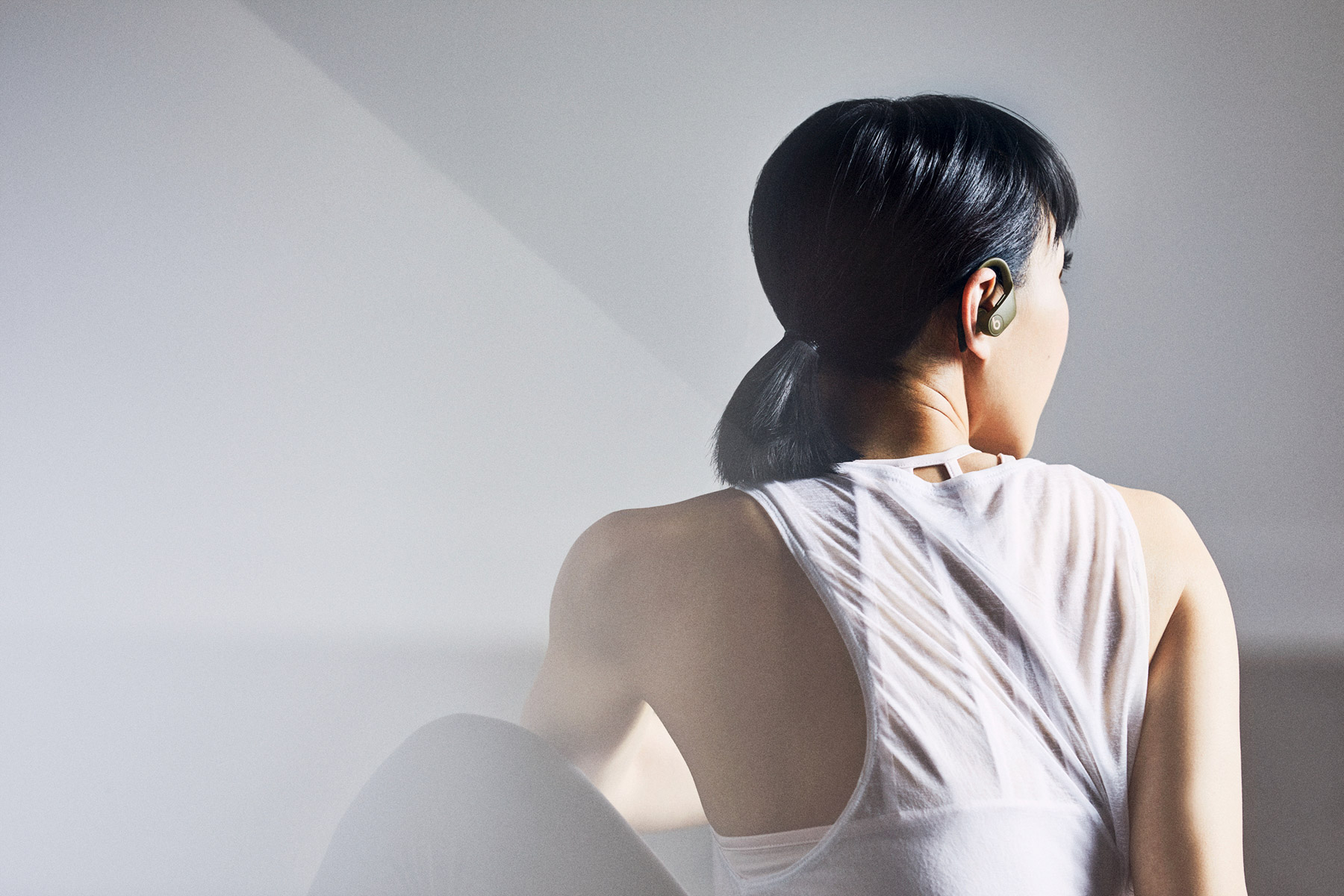 444_EverymanReshoot_APAC_Yoga-03614_C2